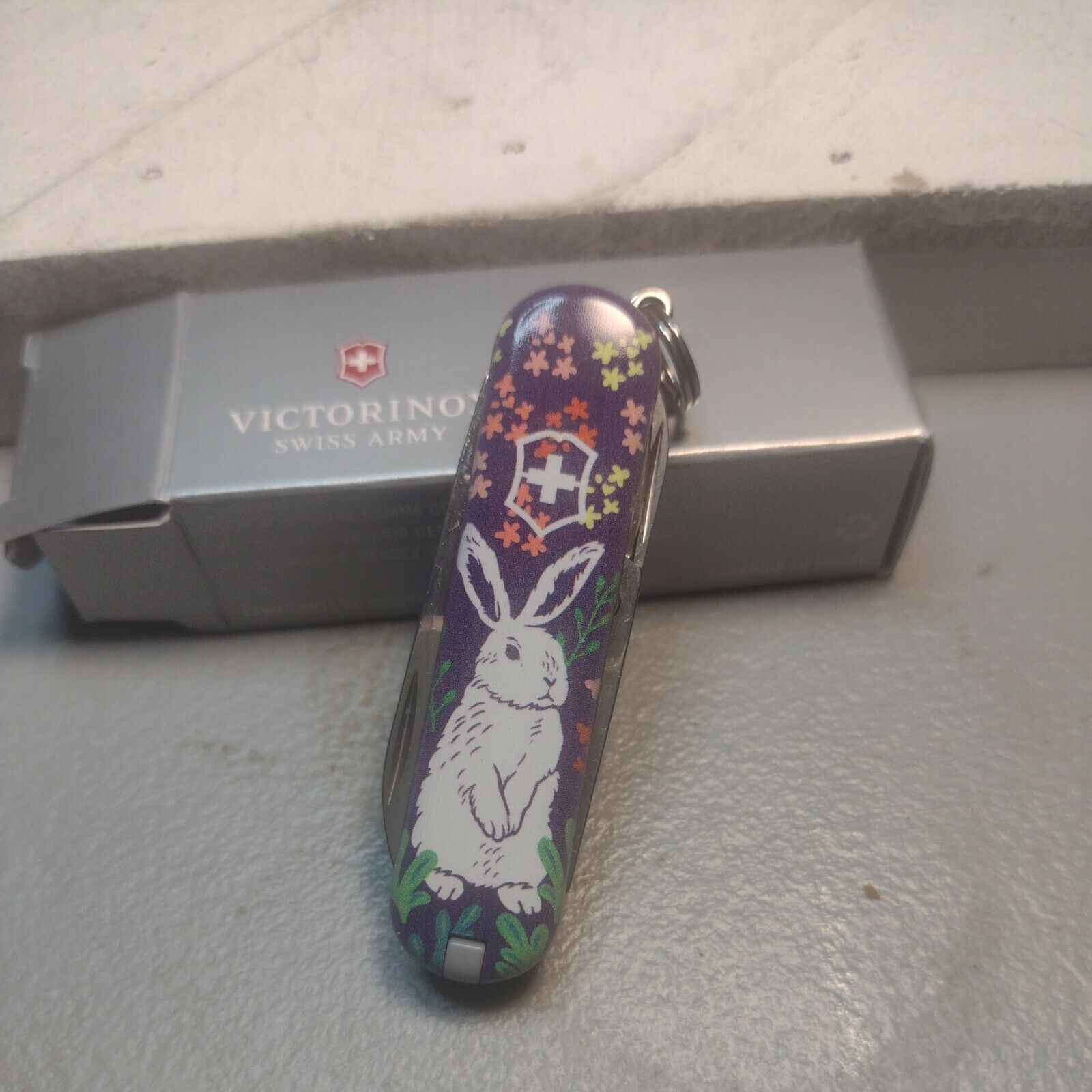 Victorinox Class Sd Exclusive Knife  * Bunny Easter *  New Boxed